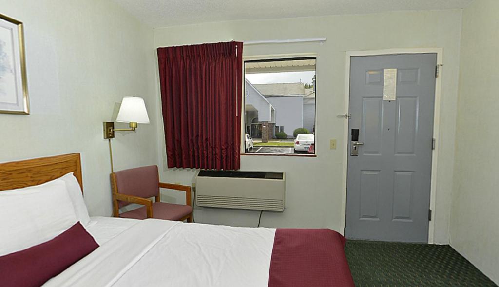 Americas Best Value Inn Saint Ignace Exteriér fotografie
